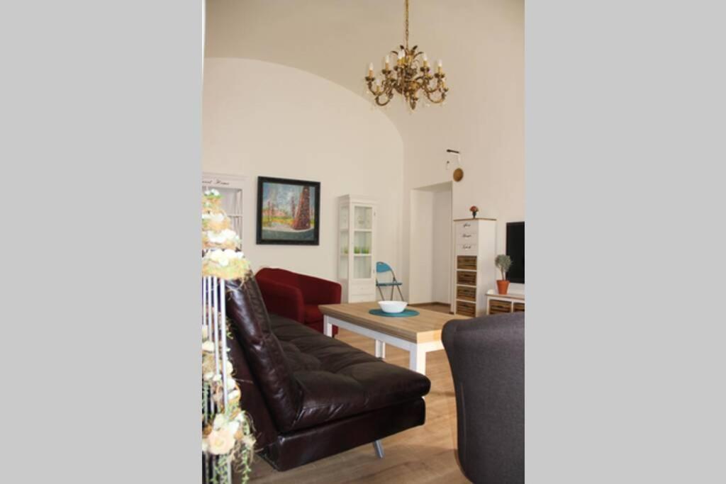 Apartment"Na Hlavnej" Кошице Экстерьер фото