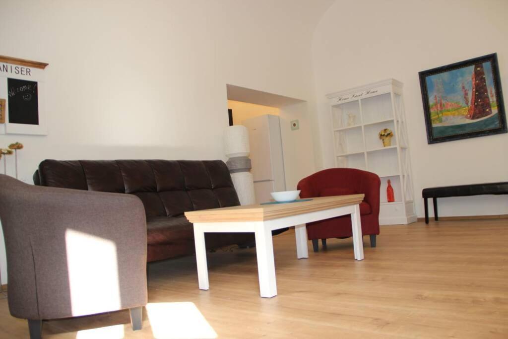 Apartment"Na Hlavnej" Кошице Экстерьер фото